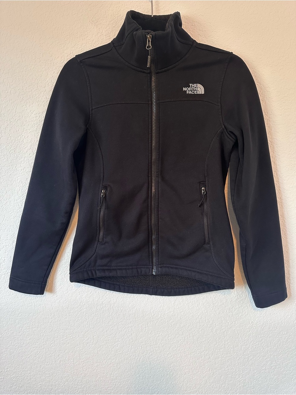 The North Face Women's Black Full-Zip Softshell Jacket